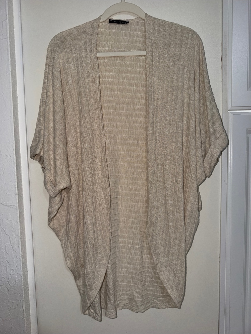 Final Touch Beige Knit Open-Front Textured Lightweight Batwing Cardigan M